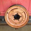 Willys Wagon wheel w/hub cap clips